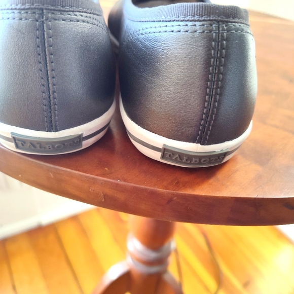 Talbots gray leather lace up sneakers - Picture 6 of 7